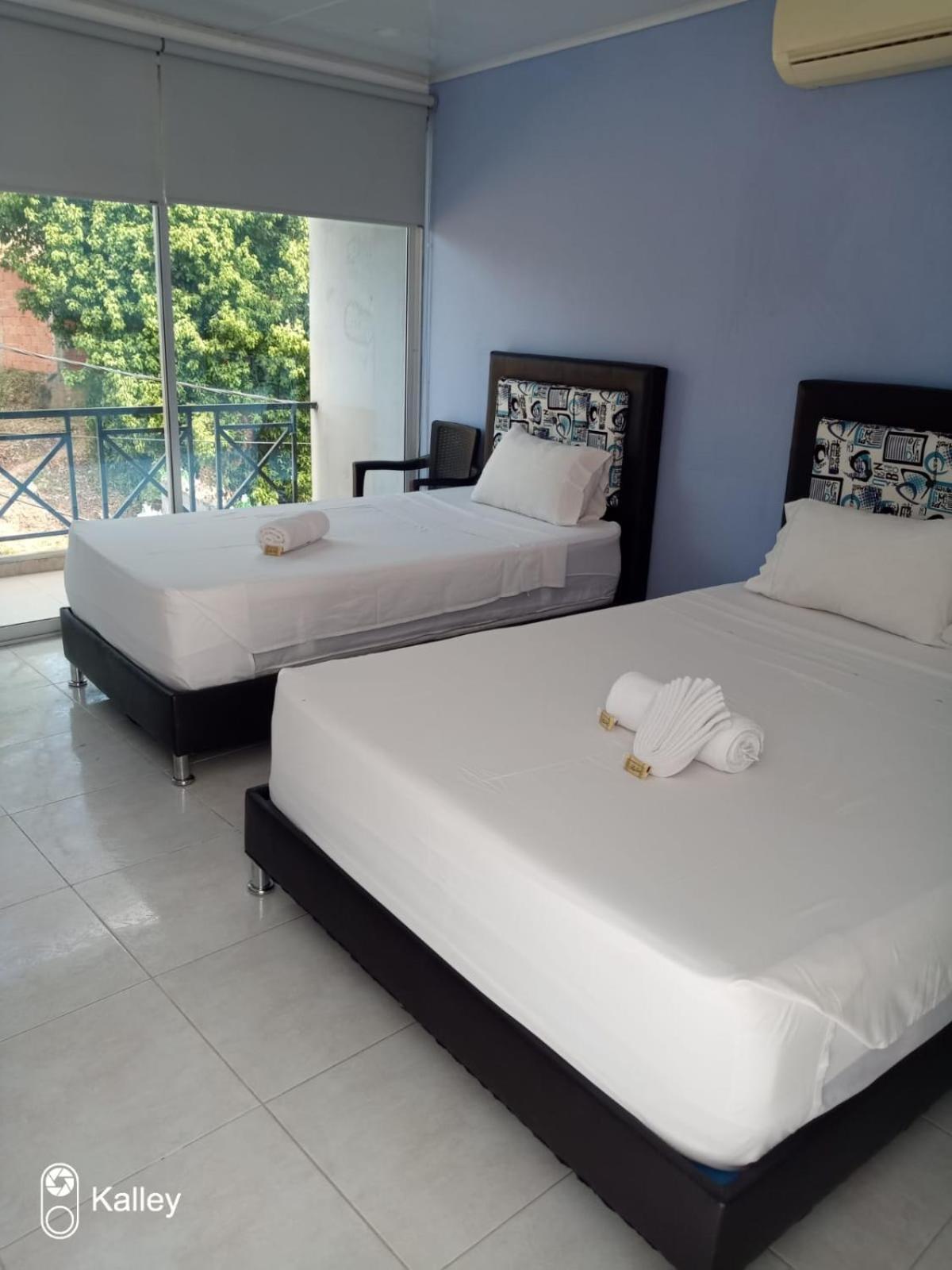 Okawango Hotel Хирардот Экстерьер фото